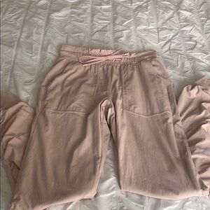 Lululemon light pink joggers